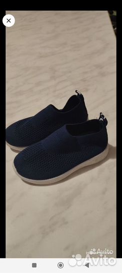 Кроссовки 25