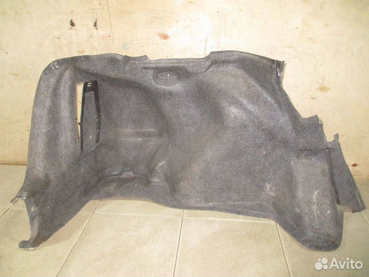 Обшивка багажника Toyota Corolla (E120)