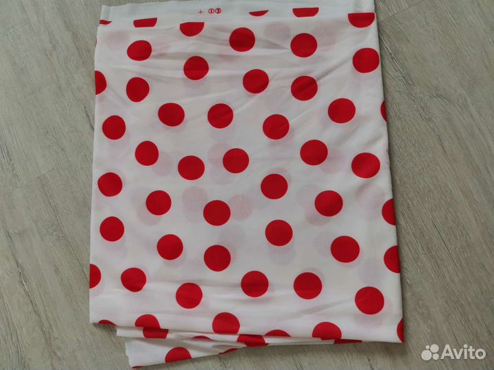 Ткани отрезы разные