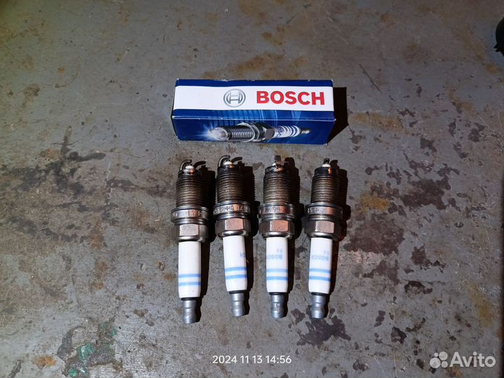 Свечи зажигания Bosch FR7HC+. Комплект 4 шт