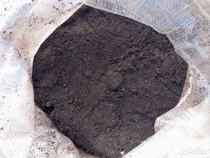Чернозем грунт в мешках