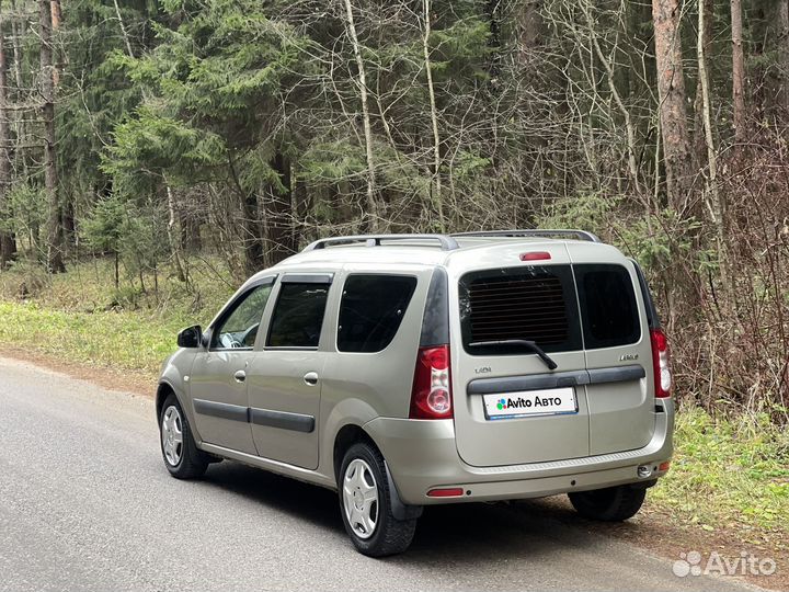 LADA Largus 1.6 МТ, 2014, 42 100 км