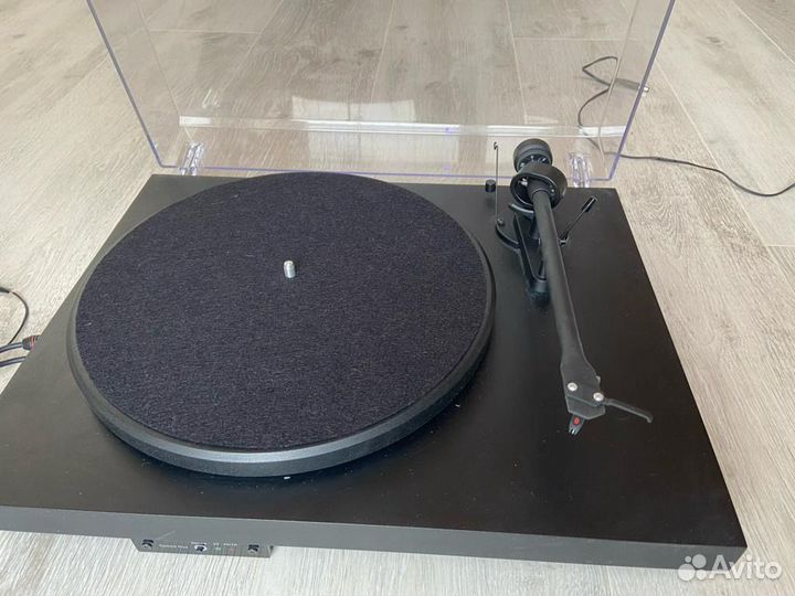 Проигрыватель Pro ject debut lll phono sb