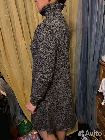 Платье теплое с горлом