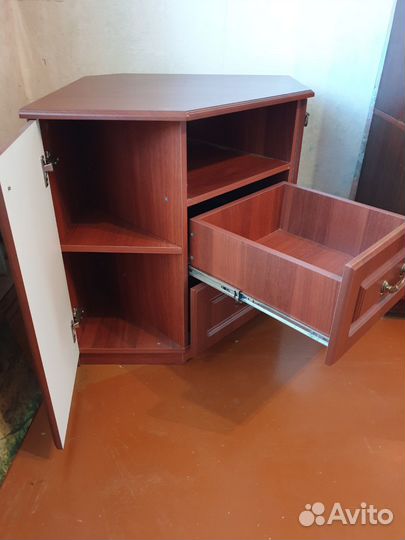 Тумба под телевизор бу