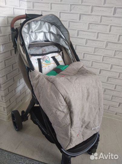 Прогулочная коляска Carello