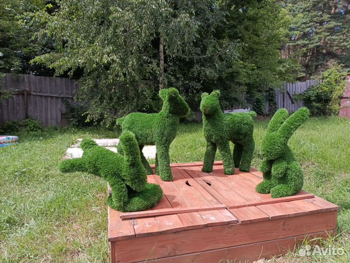 Топиарная фигура зайчики