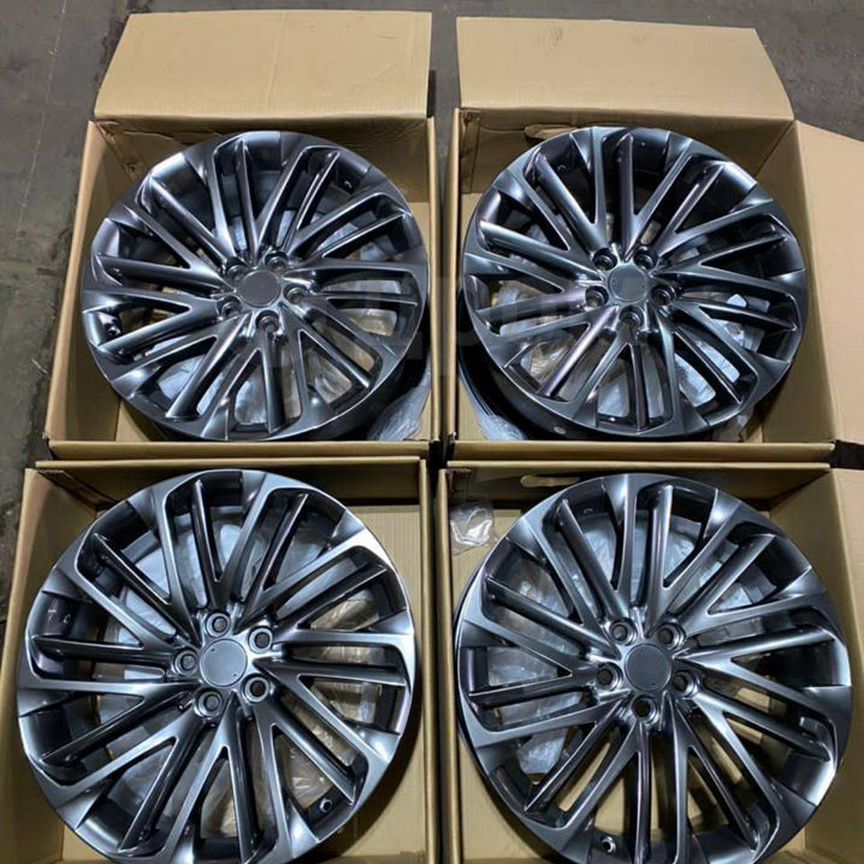 Литые диски Powcan 8×R20 5×114.3