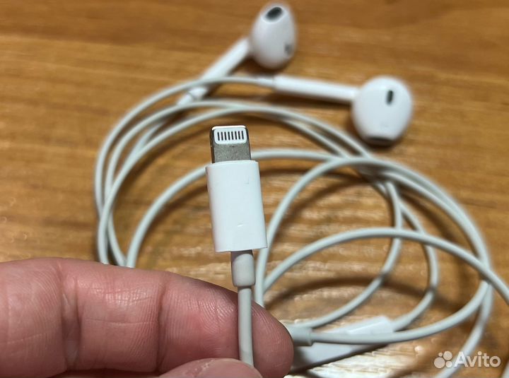 Наушники Earpods lightning
