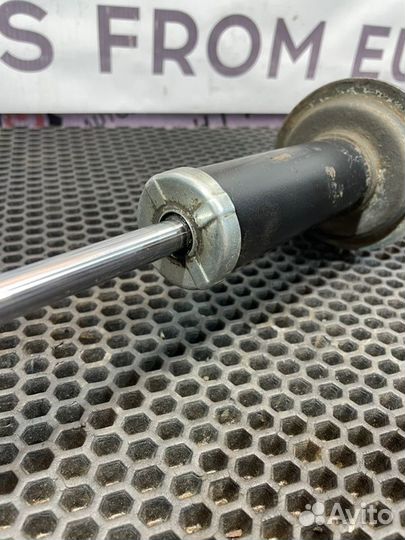 Амортизатор подвески задний левый Audi 80 B3 RU