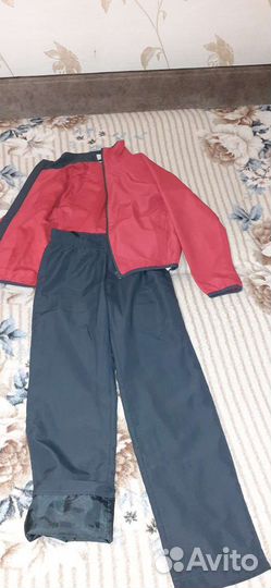 Спортивный костюм на мальчика 134 140