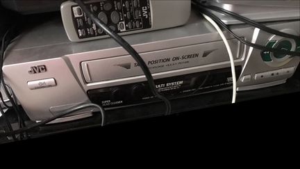 Видеоплеер JVC