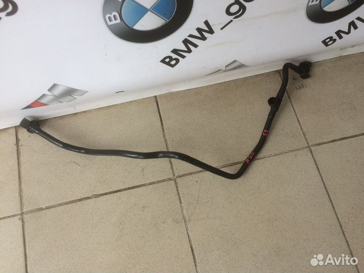 BMW F10 Трубка вентиляции с Японии