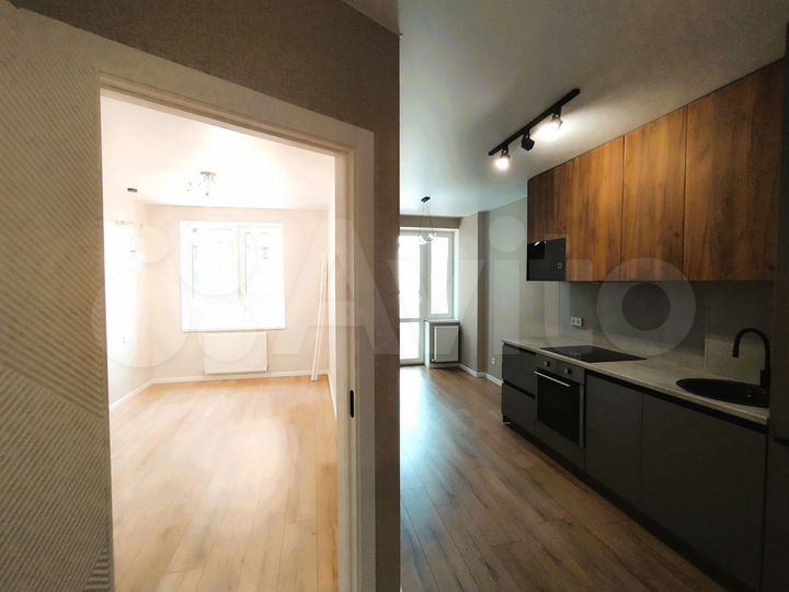 2-к. квартира, 43 м², 20/24 эт.