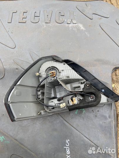 Стоп-сигнал Toyota Mark II дорест/рест