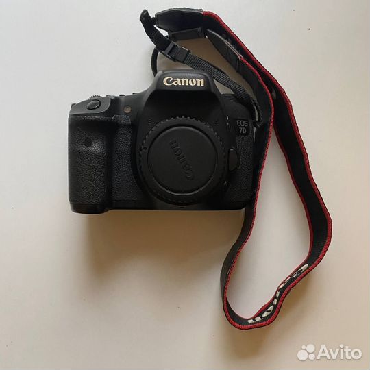 Зеркальный фотоаппарат canon eos 7d