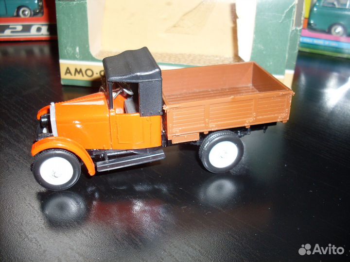 Модели автомобилей СССР 1:43 в ориг.упаковке