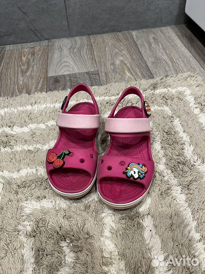Босоножки crocs