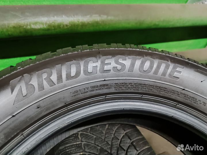 Bridgestone Blizzak LM-005 215/65 R17 103H