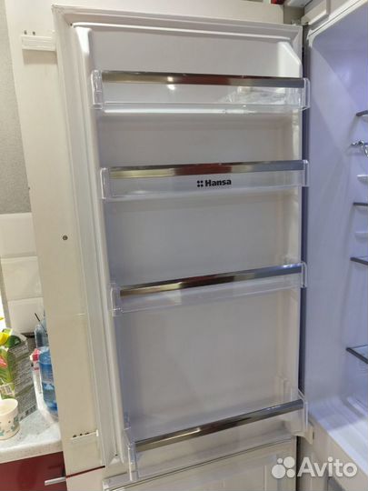 Встраиваемый холодильник hansa