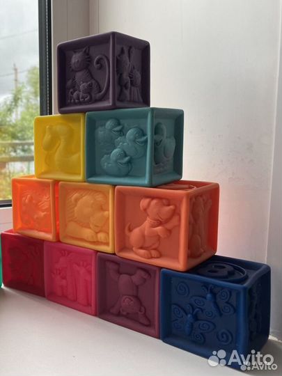 Развивающие игрушки Fisher price Tiny Love