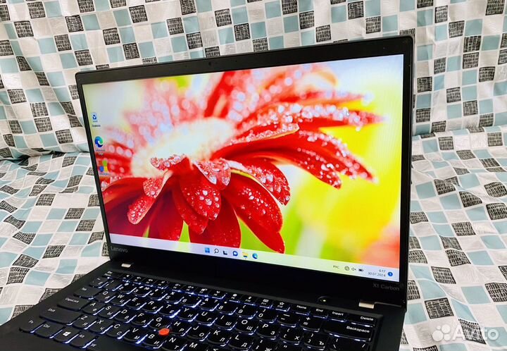 Lenovo X1 Carbon 14