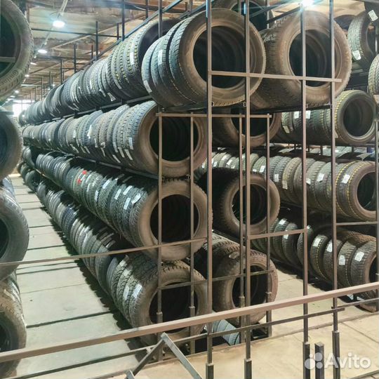 Boto BS68 225/40 R18 92H