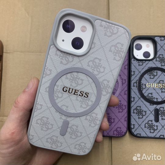 Чехол на iPhone Guess MagSafe
