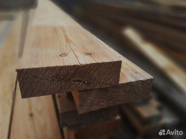 Уютные доски из сосны для создания мебели