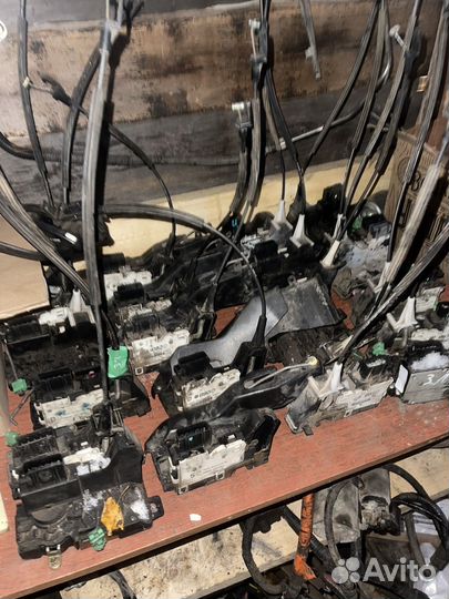 Замок двери форд эскейп маверик мазда трибут