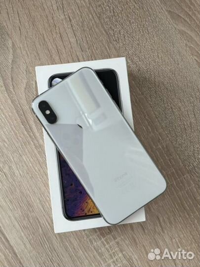 iPhone Xs, 256 ГБ