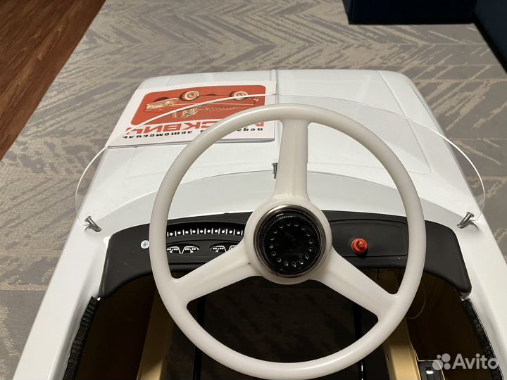 Педальный Москвич