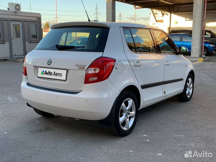 Skoda Fabia 1.6 AT, 2010, 113 000 км