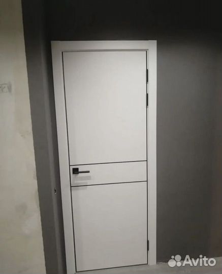 Двери белые новые межкомнатные