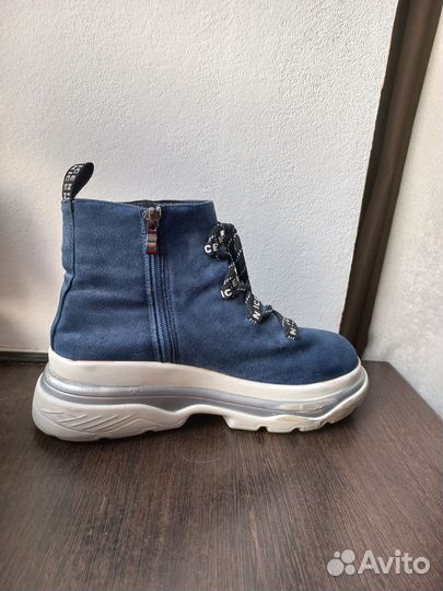 Полуботинки женские