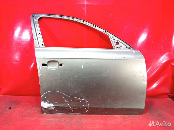 Дверь передняя правая Audi A4 B8 2007-2015