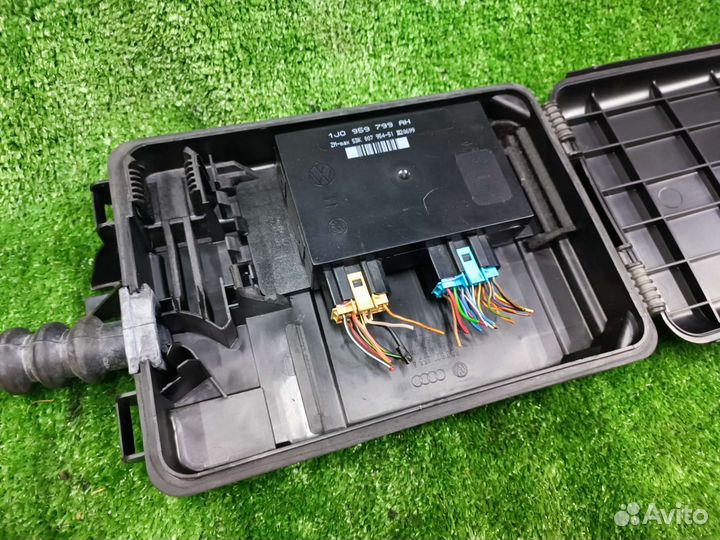 Блок комфорта Пассат Б5