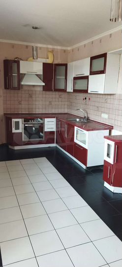 1-к. квартира, 57 м², 3/14 эт.