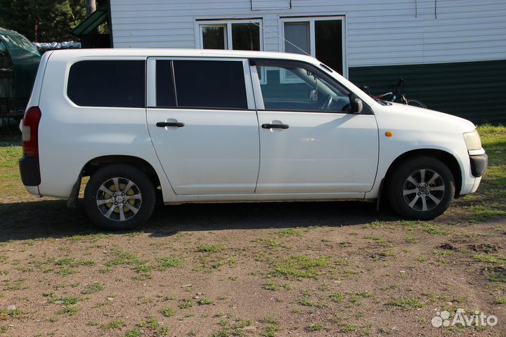 Toyota Probox 1.3 AT, 2002, 363 000 км