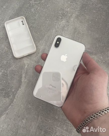 iPhone X, 64 ГБ
