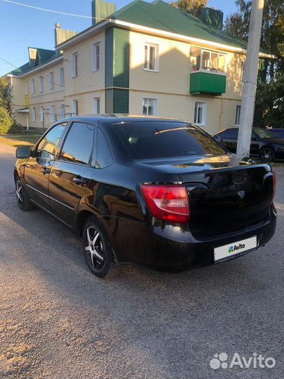 LADA Granta 1.6 МТ, 2013, 150 000 км