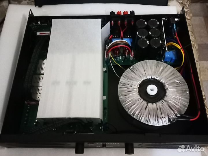 Усилитель мощности (концертный) crown XLi 3500