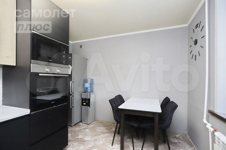 3-к. квартира, 83,6 м², 3/10 эт.