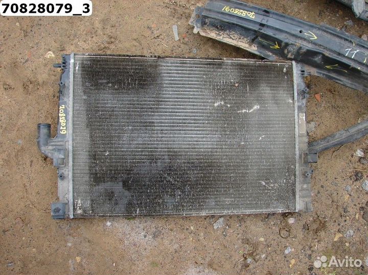 Радиатор основной Renault Logan