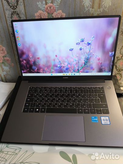 Huawei matebook d15