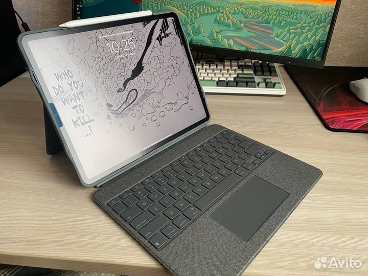 Чехол-клавиатура Logitech Combo Touch