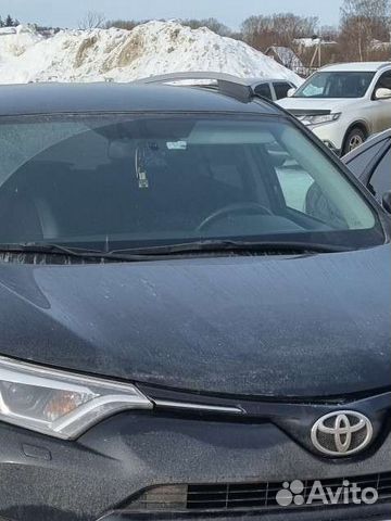 Toyota RAV4 2.2 AT, 2018, 111 111 км