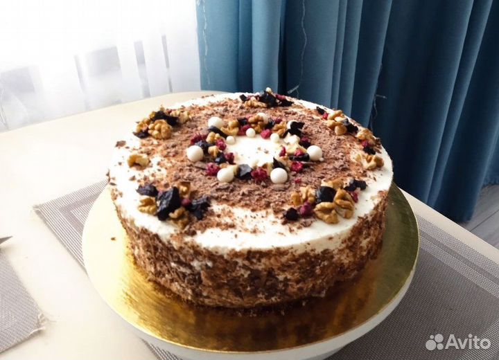 Домашние торты, конфеты и подарочный шоколад