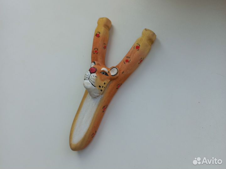 Рогатка ручной работы тигр