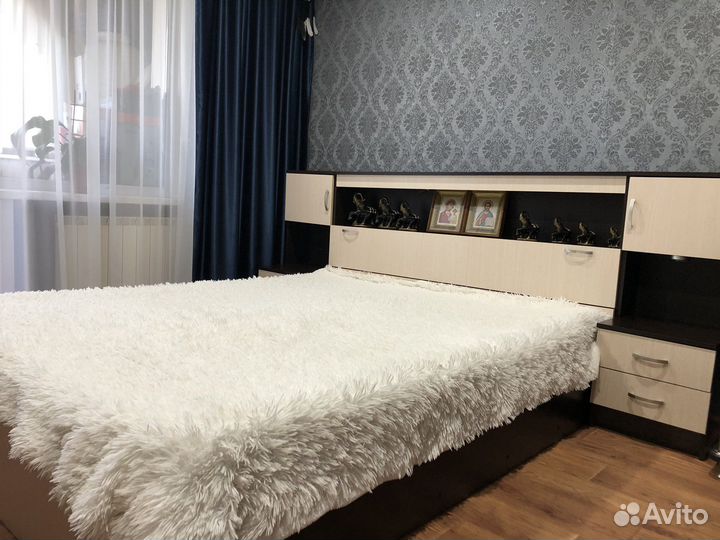 Спальный гарнитур